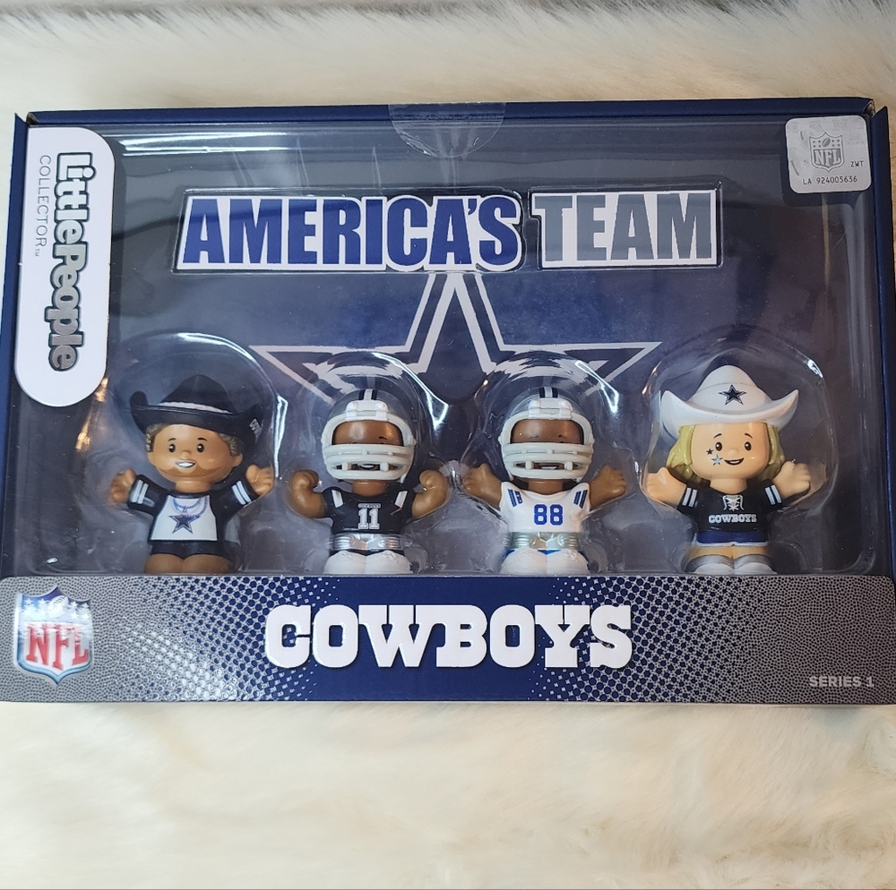 Fisher-Price Little People Collector x NFL Dallas Cowboys Set. - Picture 2 of 9